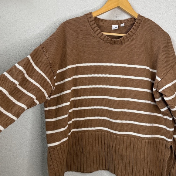 GAP Knit Sweater Striped Oversized Tan and White size Large - Picture 6 of 9